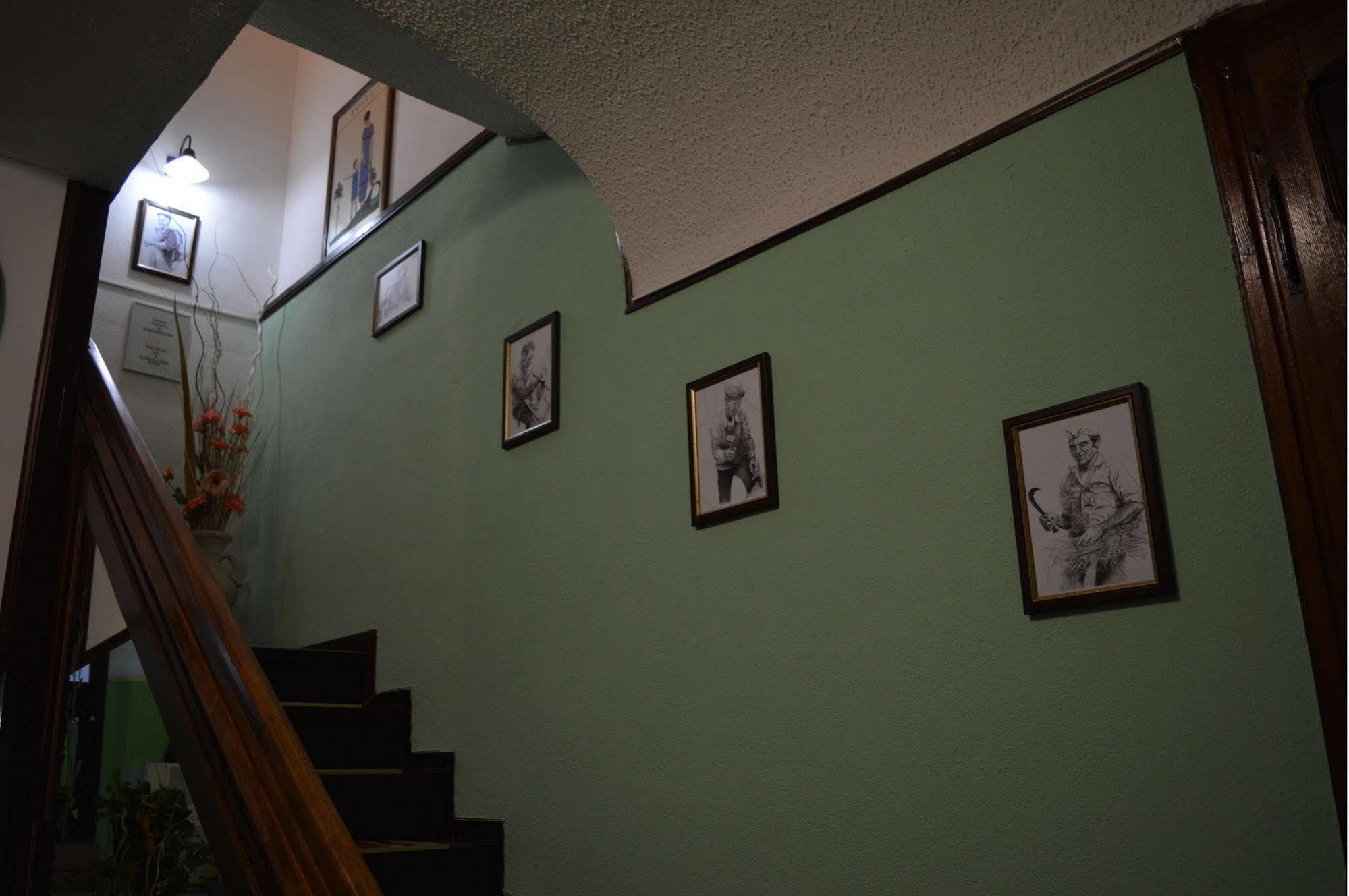 Hotel Stazione Novara Kültér fotó